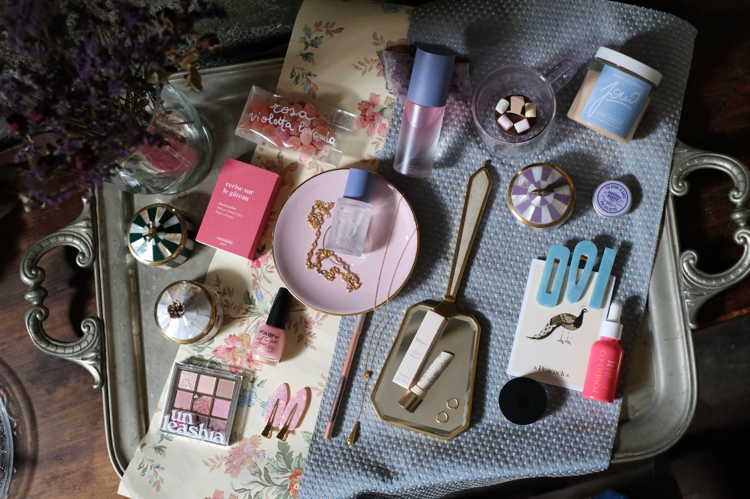 Una Nuvola Azzurra e Rosa