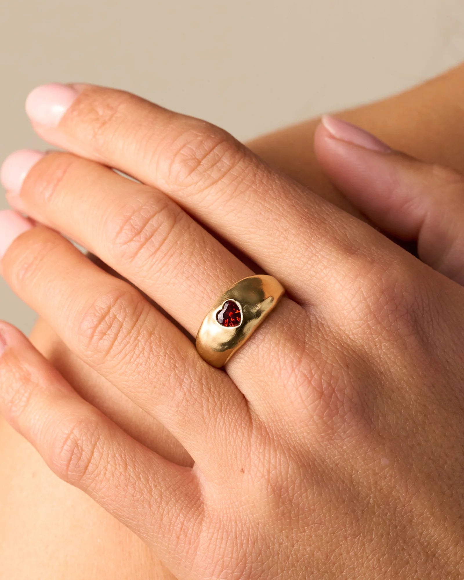 ANELLO LUZIA ROSSO