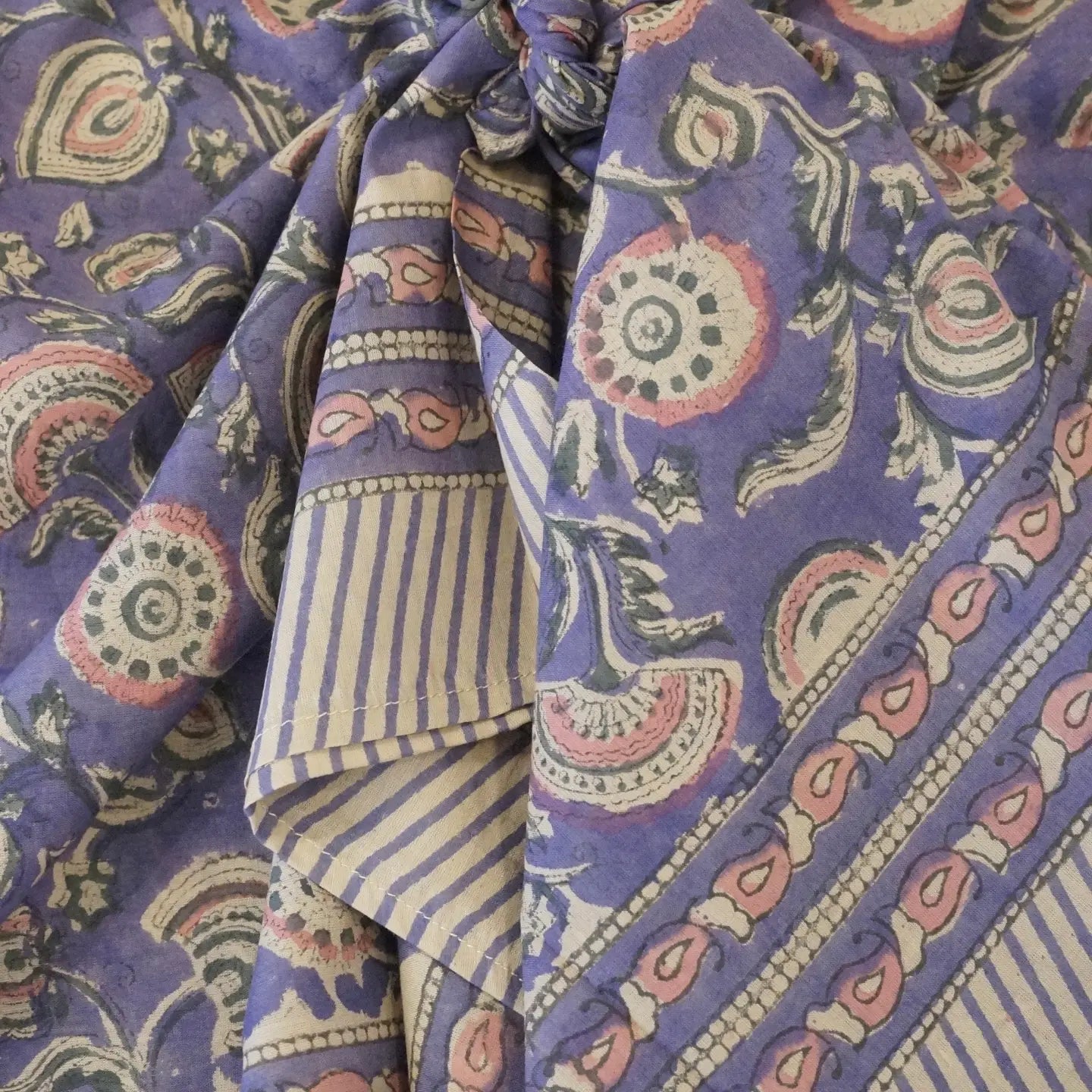 Pareo rosa e viola
