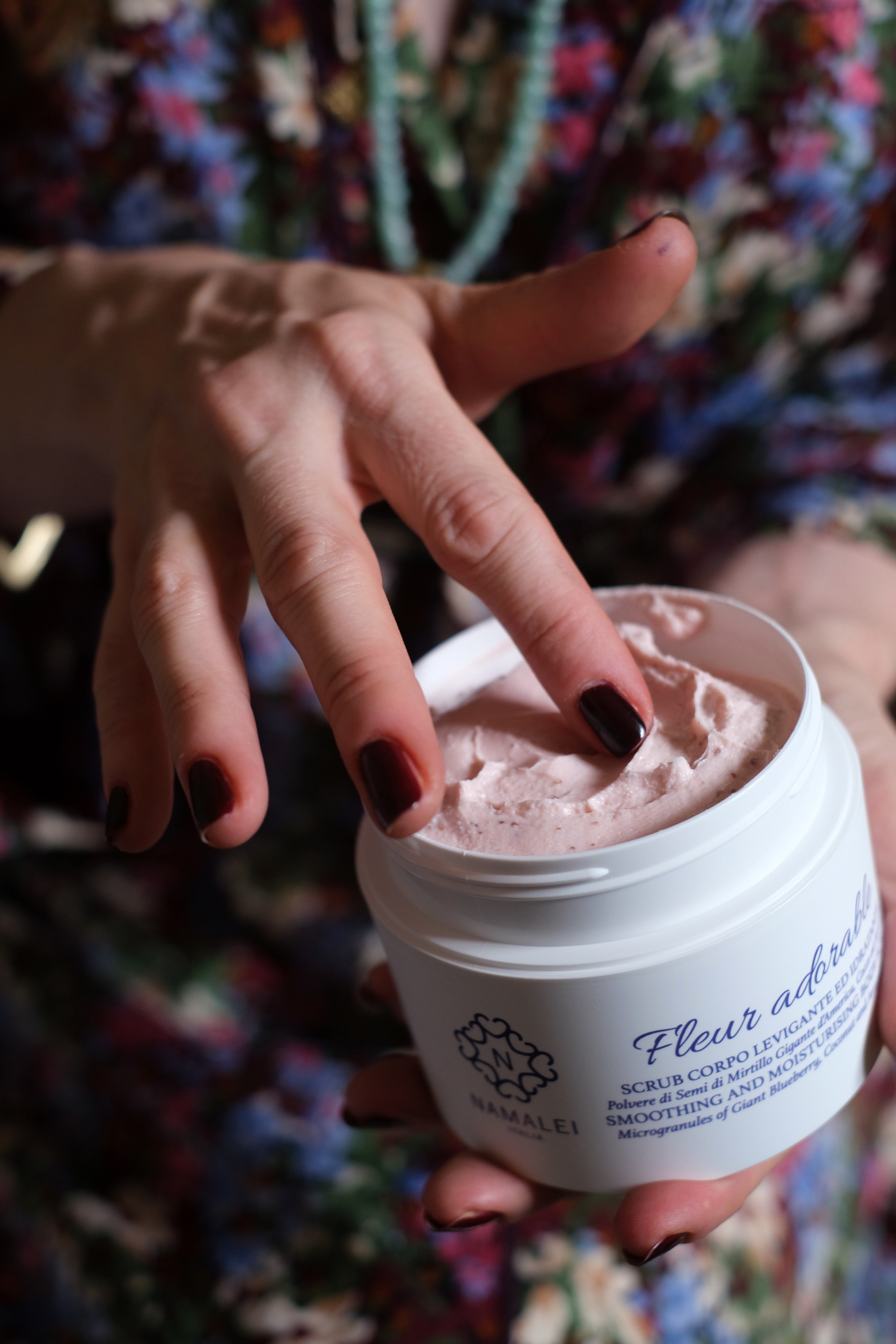 SCRUB CORPO LEVIGANTE ED IDRATANTE