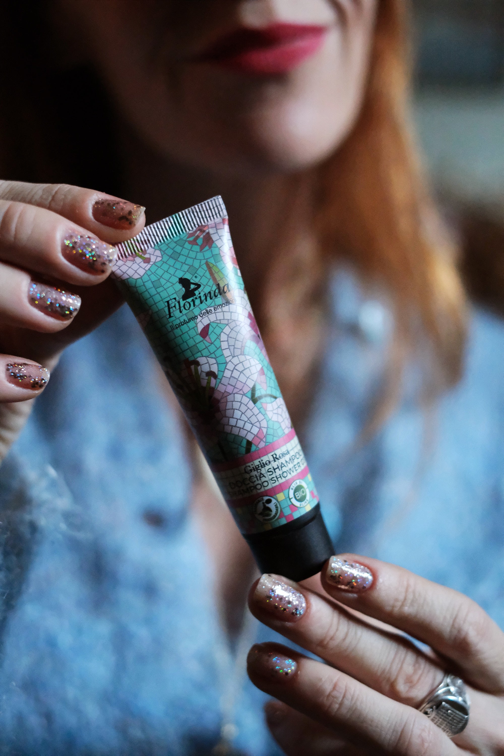 Linea Mosaici Crema Mani Giglio Rosa