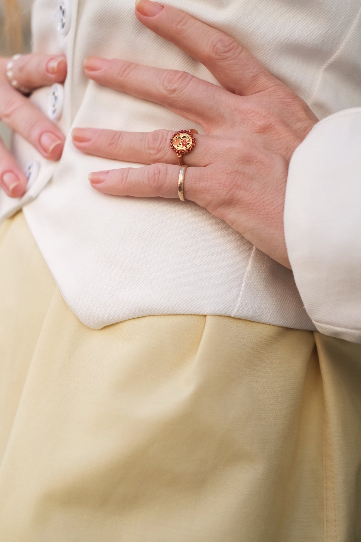 Anello cameo floreale Eve