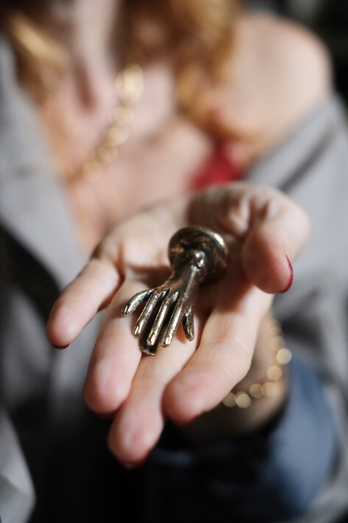 Jana Hand Card Holder