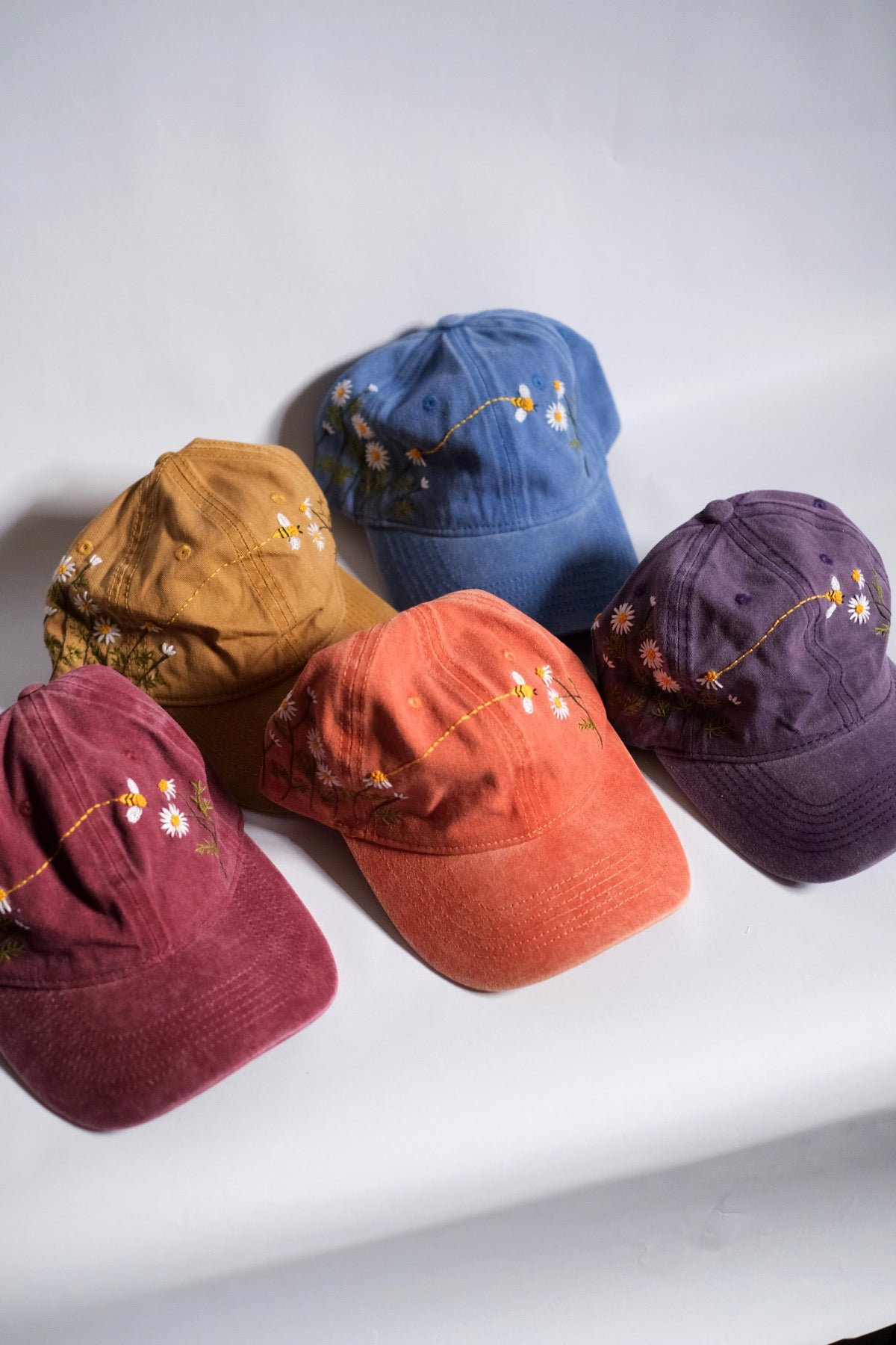 Cappellino da baseball margherite