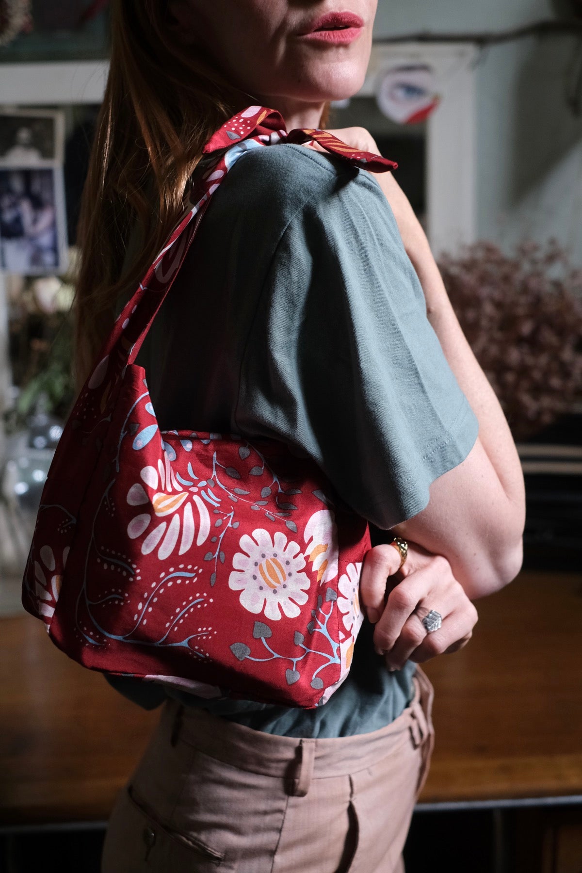 Borsa Bobby Bag in seta Marushka rossa