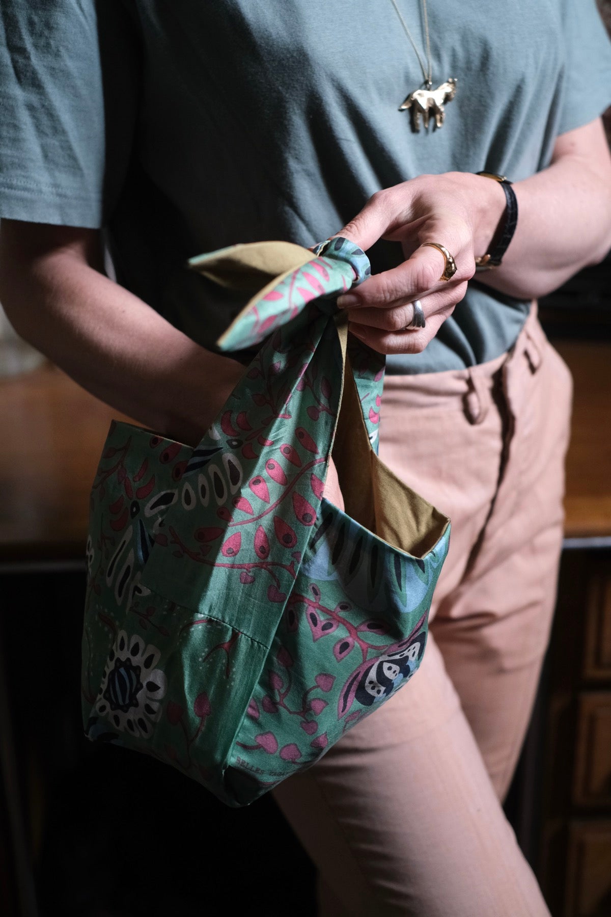 Borsa Bobby in Seta Marushka Verde