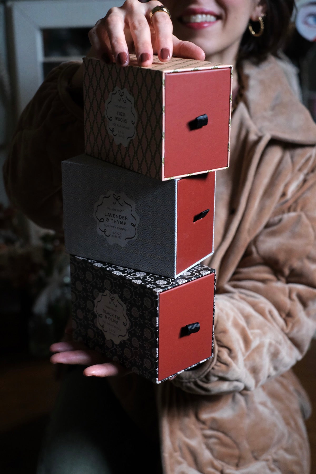 Candela in Ceramica Paddywax Cherie yuzu woods