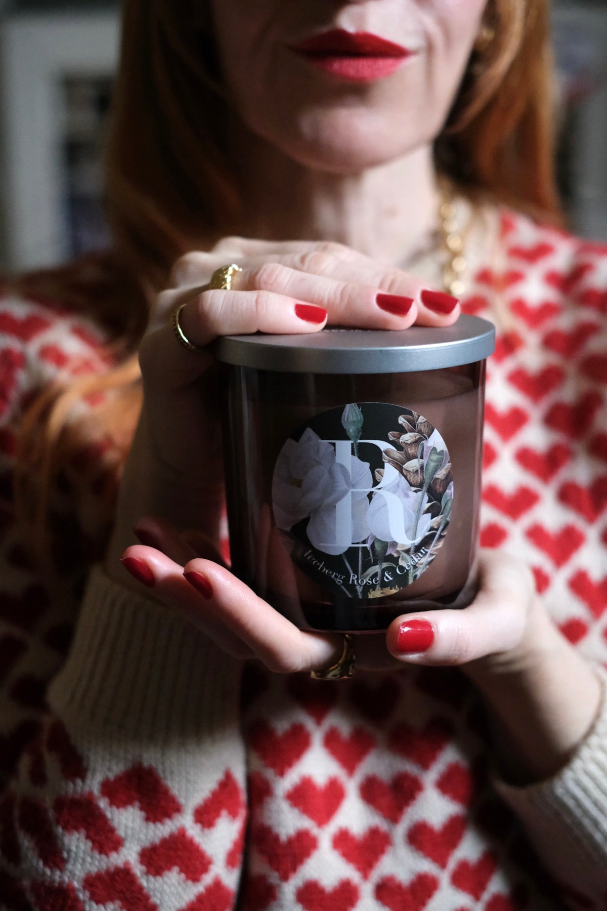 Iceberg rose & Cedar