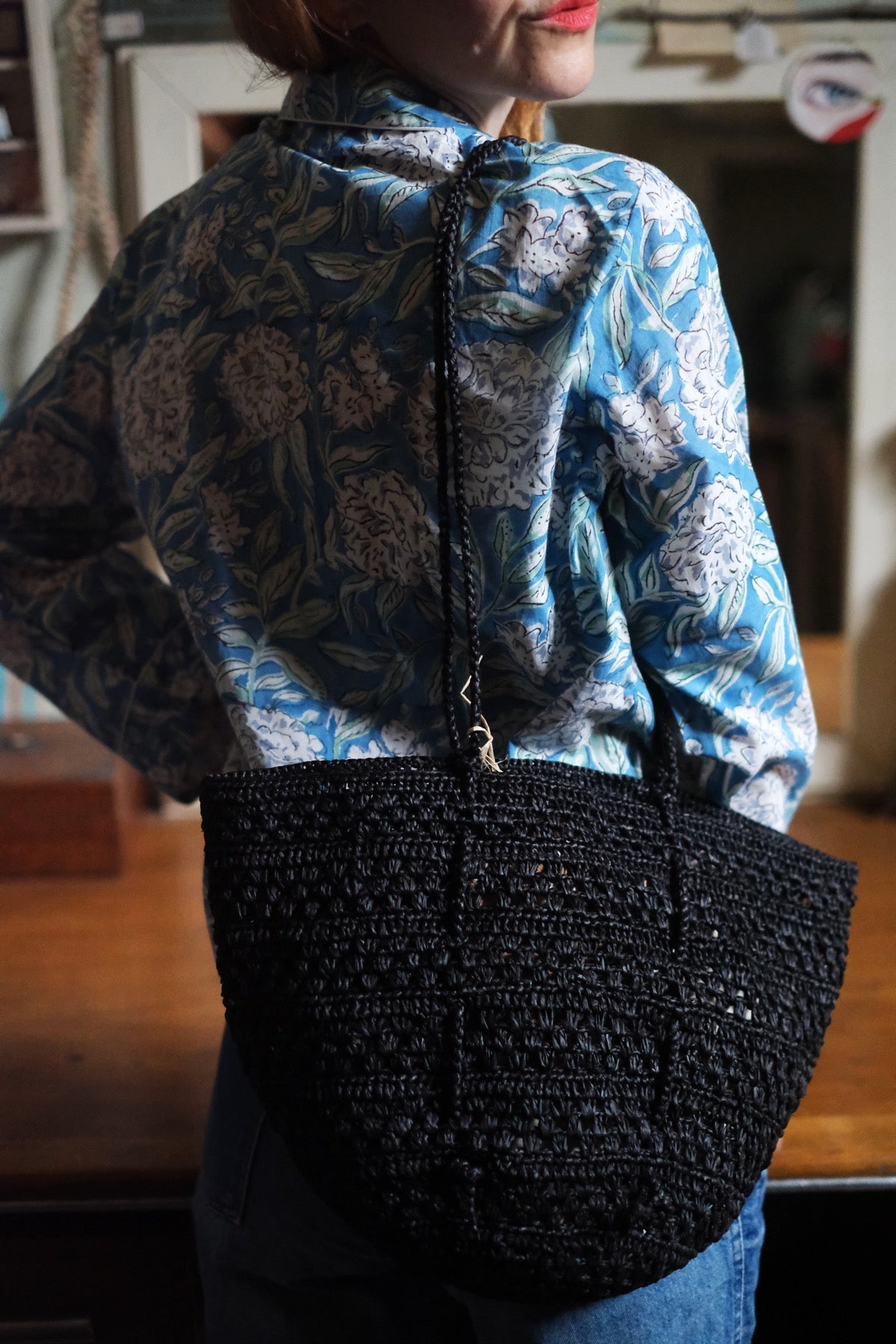 Borsa in rafia Isla Cap Lacy Small nera