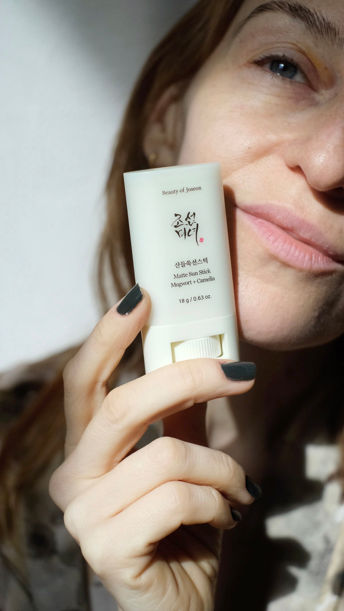 Matte Sun Stick: Mugwort + Camelia (SPF 50+ PA++++)