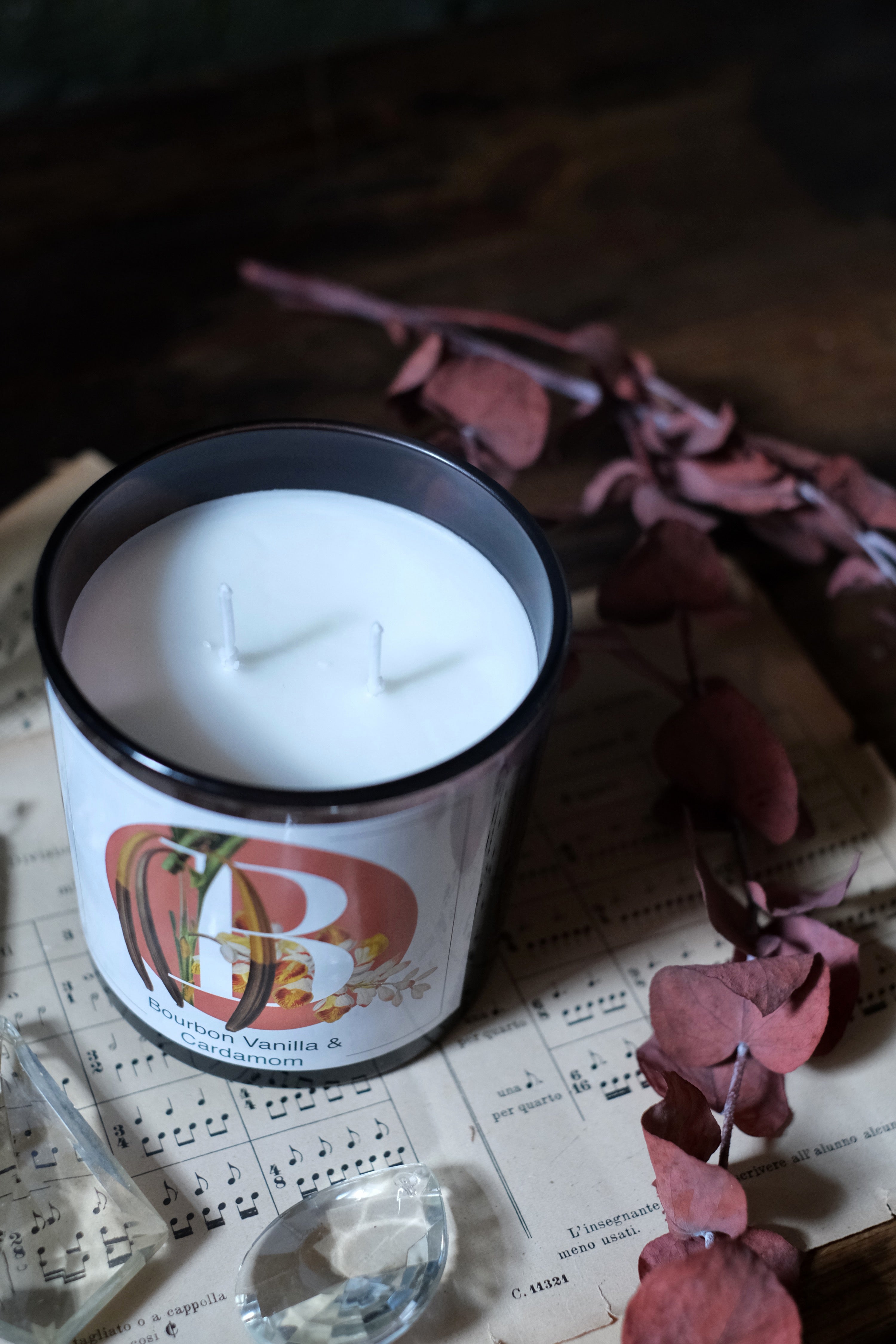 Candela Bourbon Vanilla & Cardamom