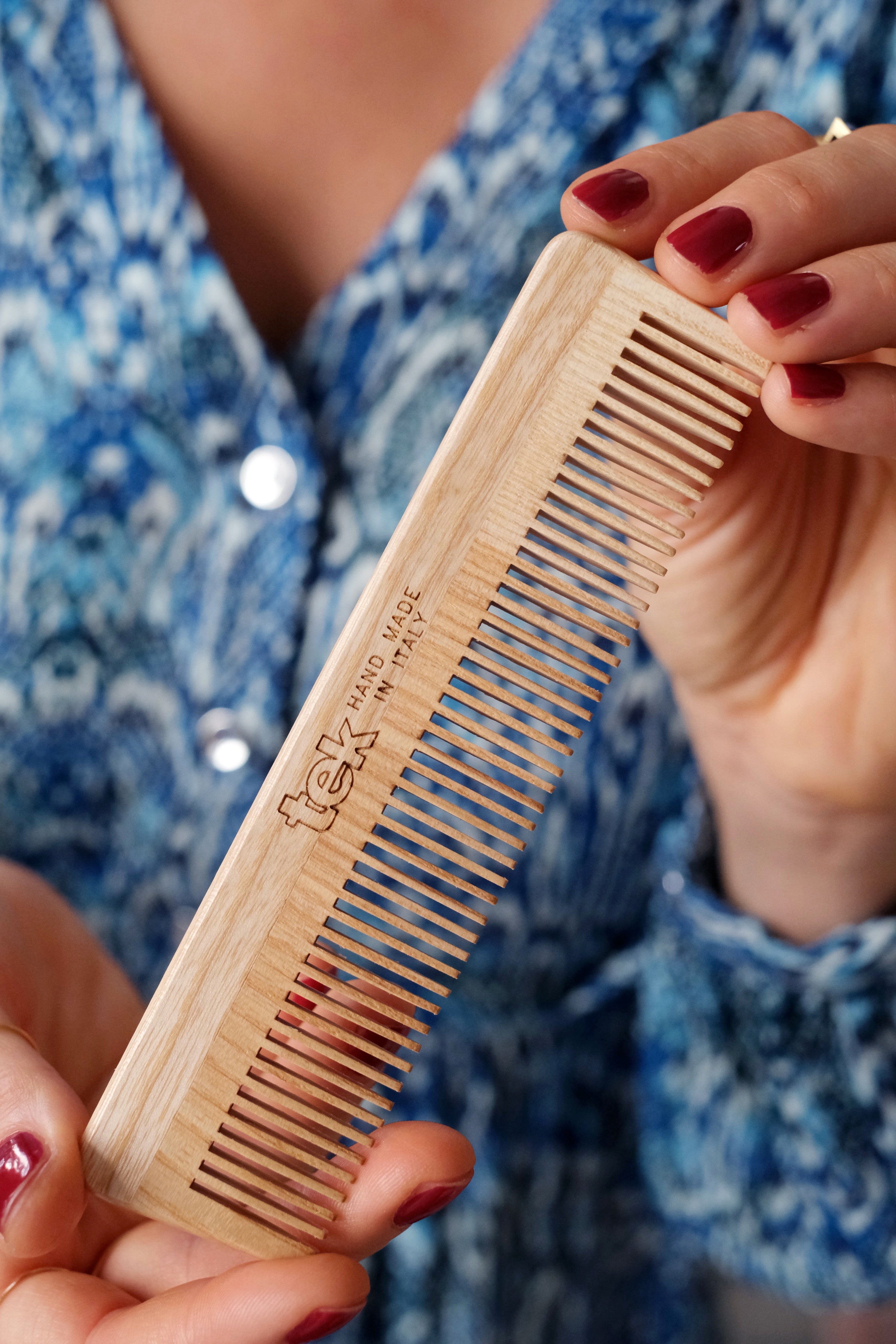 Pettine piccolo a denti fitti