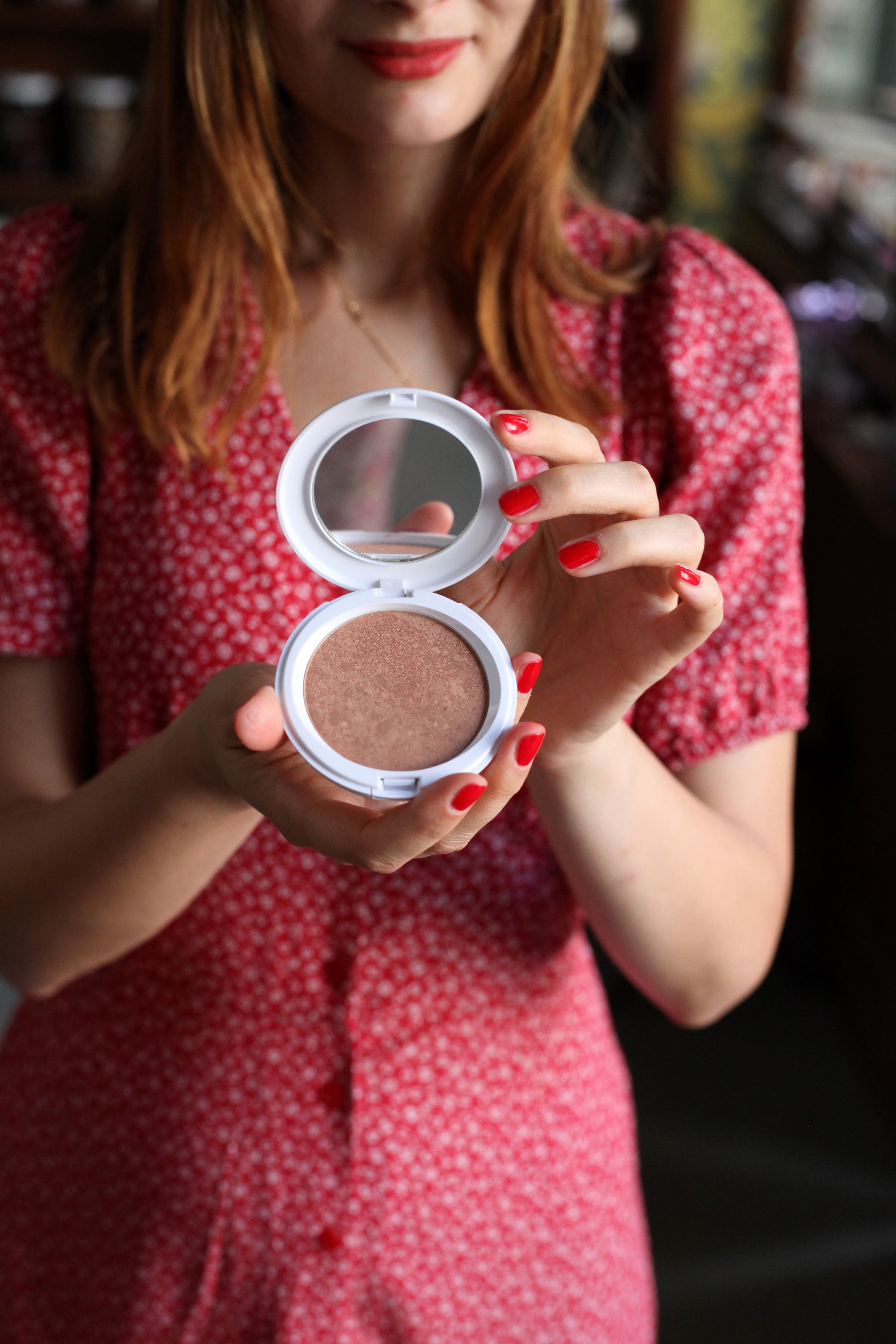 Shiny Marble bronzing powder