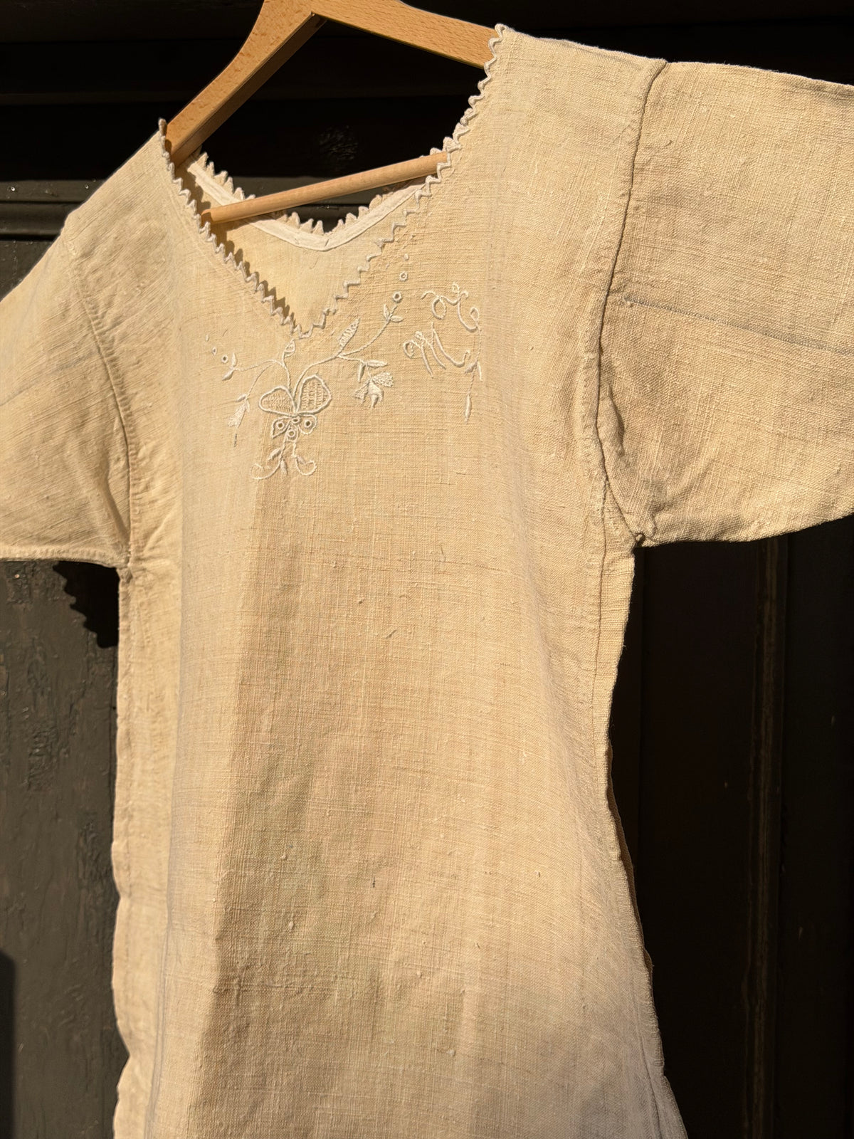 Camicia da notte ricamata M