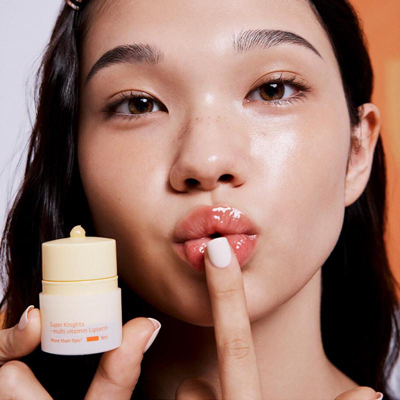 Super Knights Multi Vitamin Lipcerin