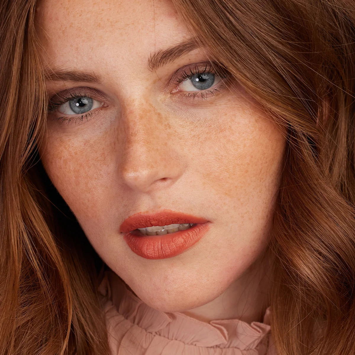 Blush in Crema 003 Bronze Golden Hour