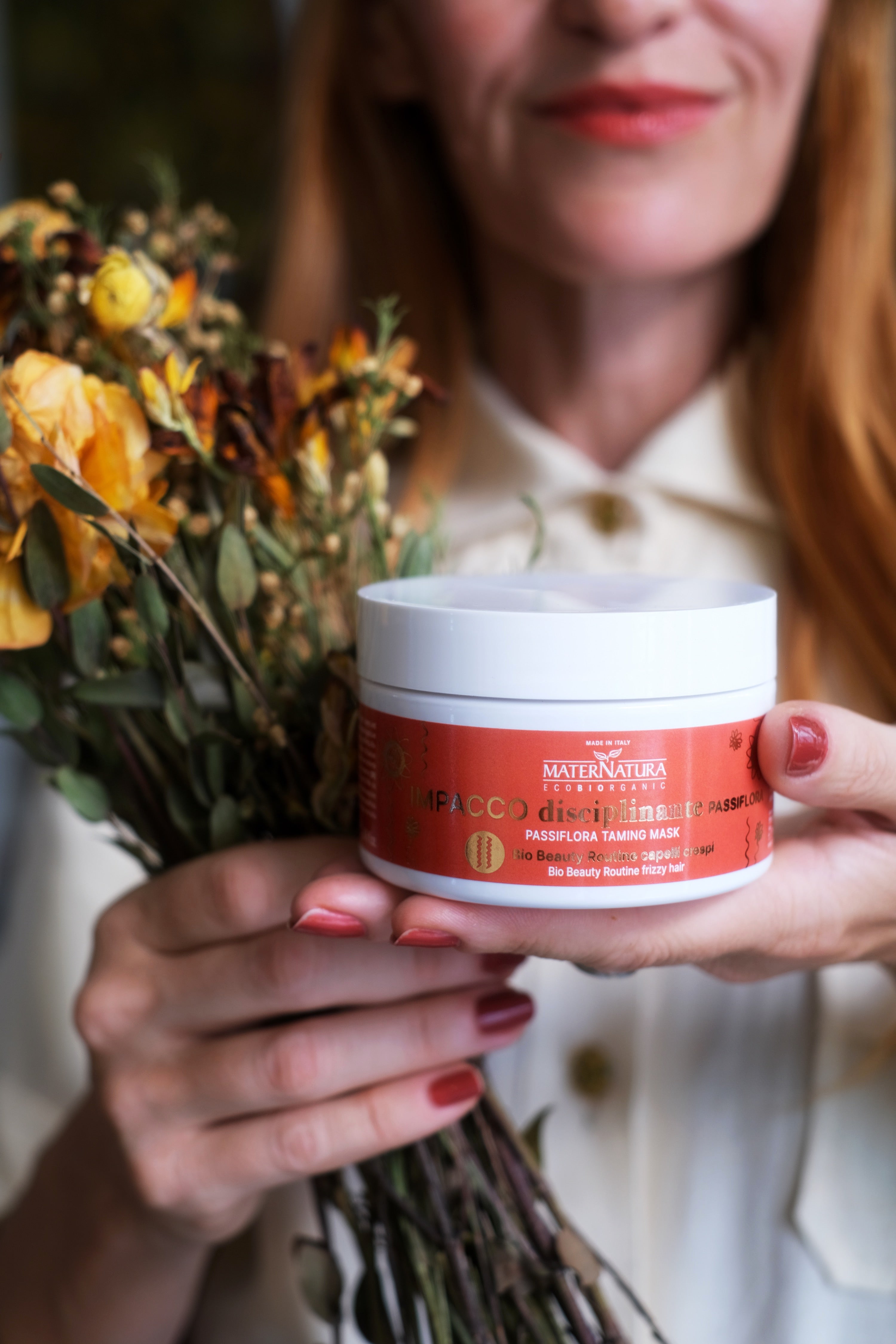 Impacco disciplinante capelli crespi alla Passiflora