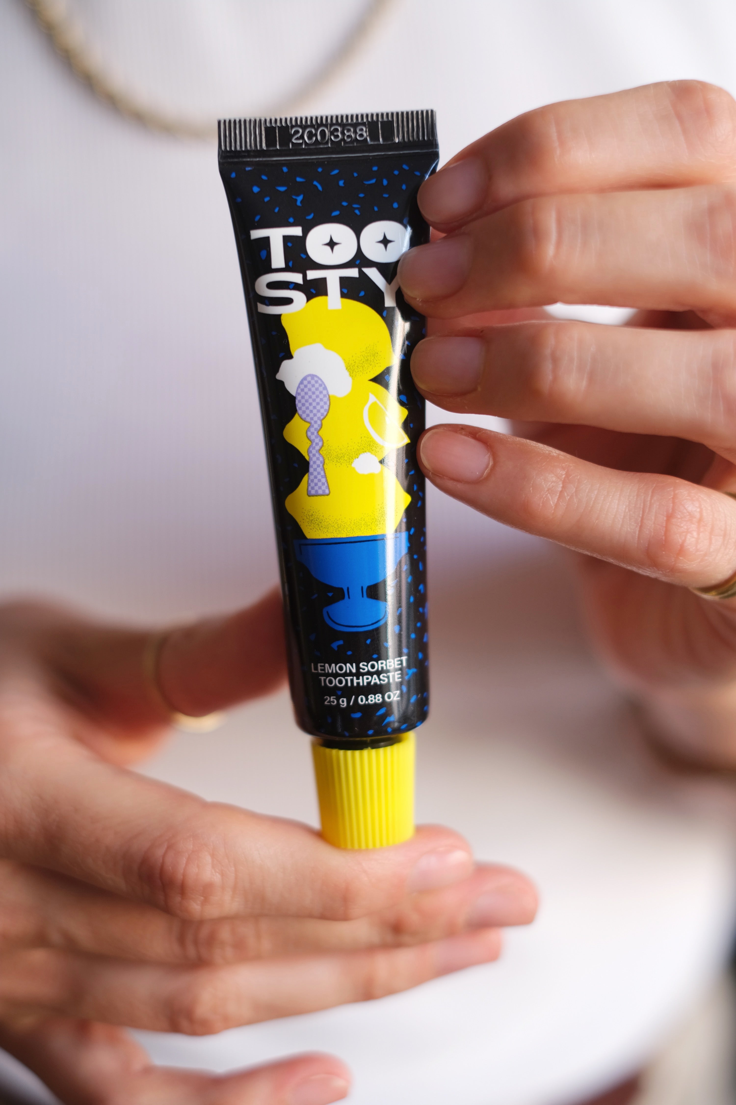 LEMON SORBET TOOTHPASTE