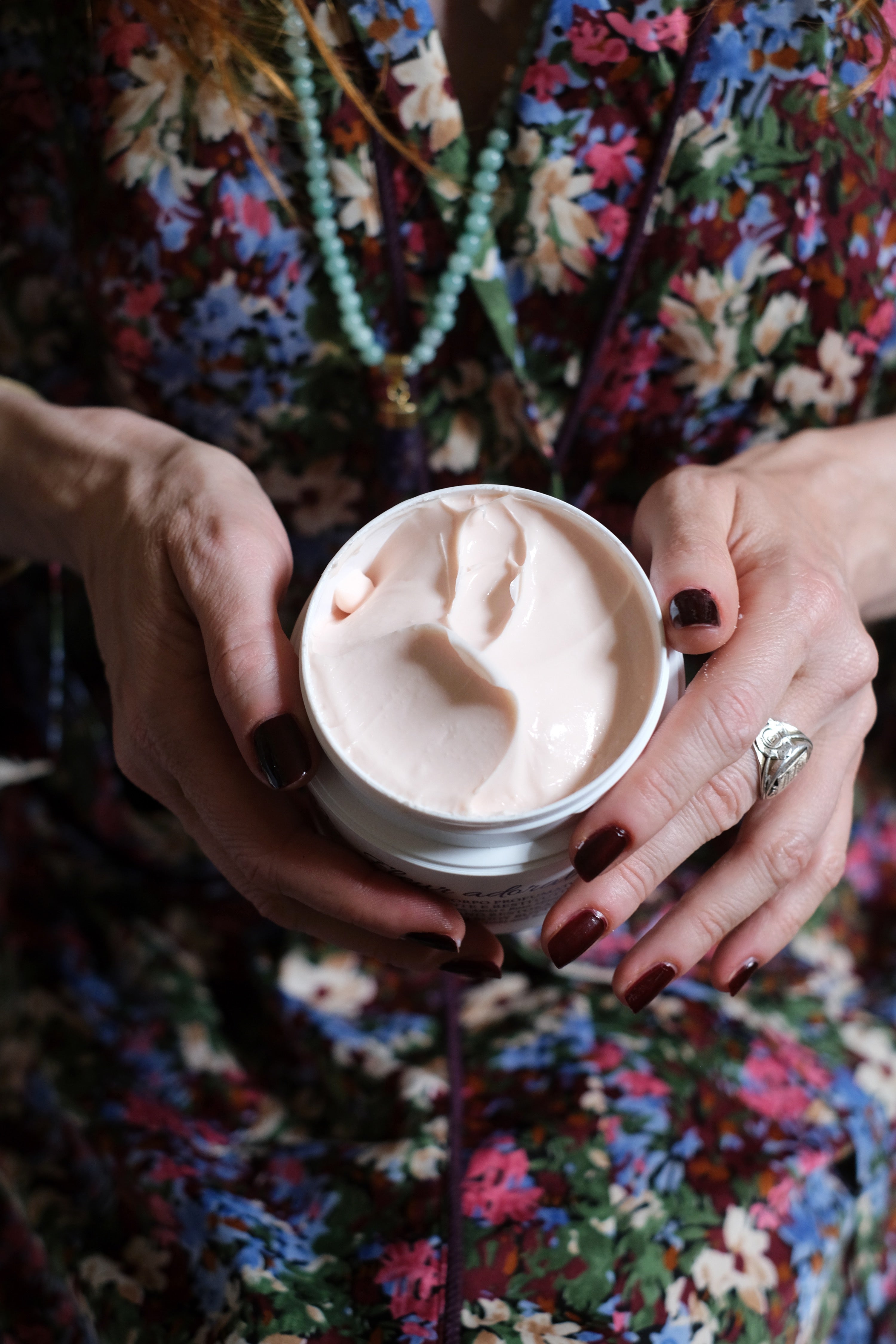 BURRO CORPO PROFUMATO VELLUTANTE E RESTITUTIVO