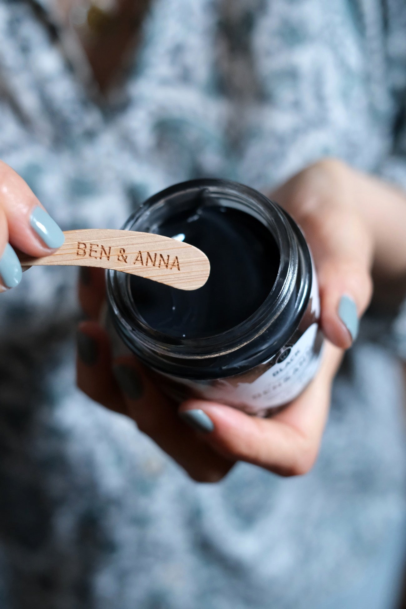 Pasta Dentifricia Black al Carbone attivo