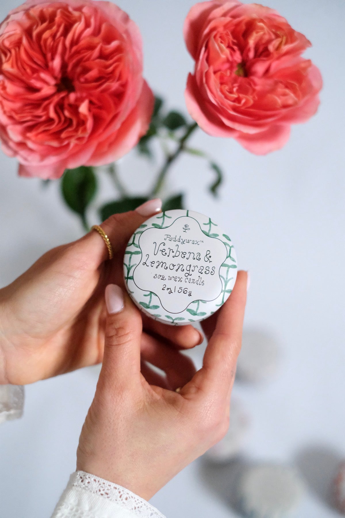Tulip 2 oz Tin Candle vari profumi