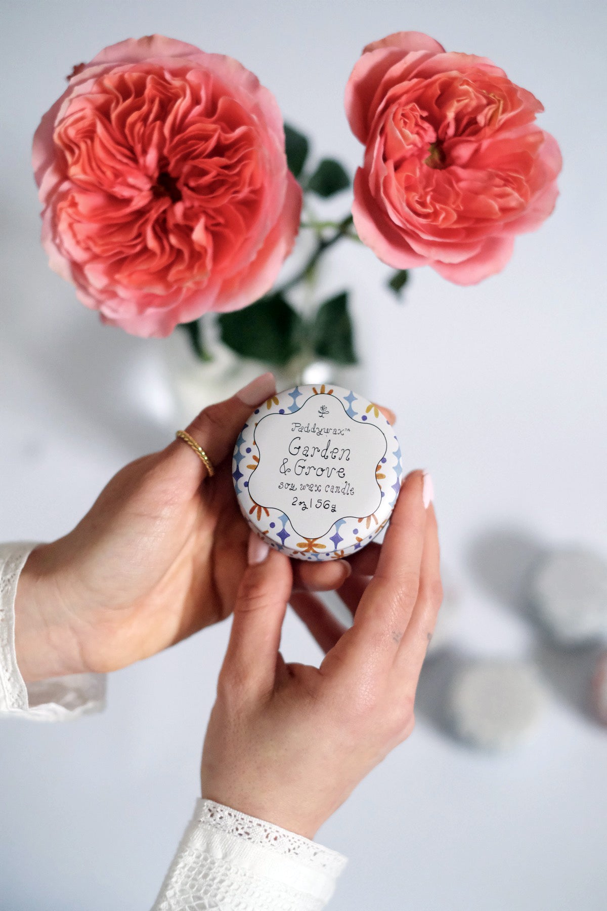 Tulip 2 oz Tin Candle vari profumi