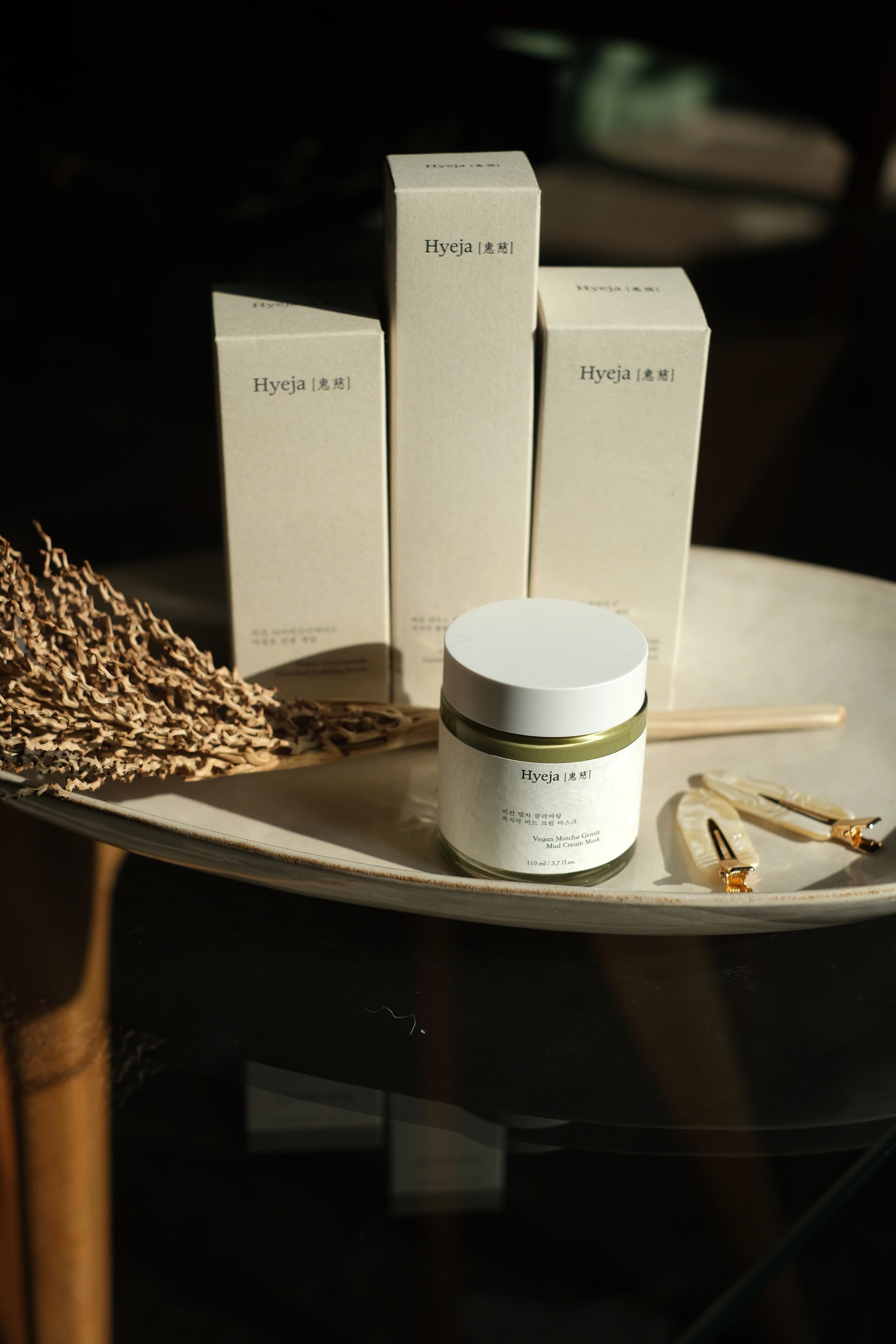 VEGAN MATCHA GENTLE MUD CREAM MASK