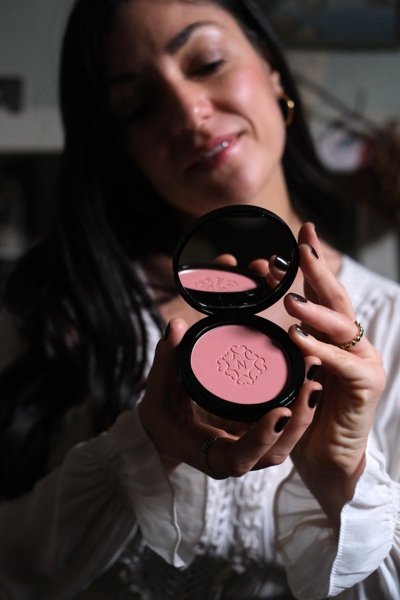 LE MIRAGE MINERAL BLUSH deep pink