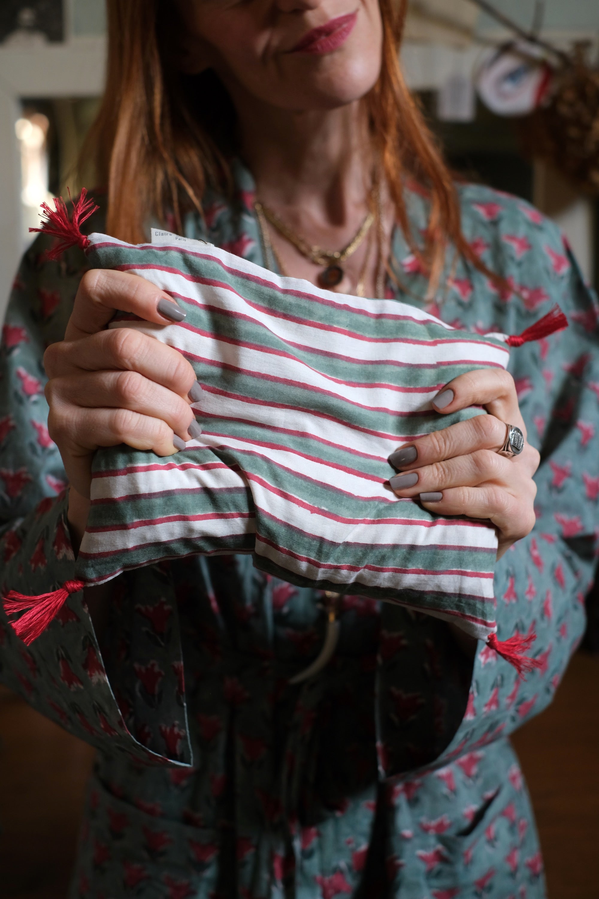 Cuscino con Noccioli di Ciliegio Elicriso