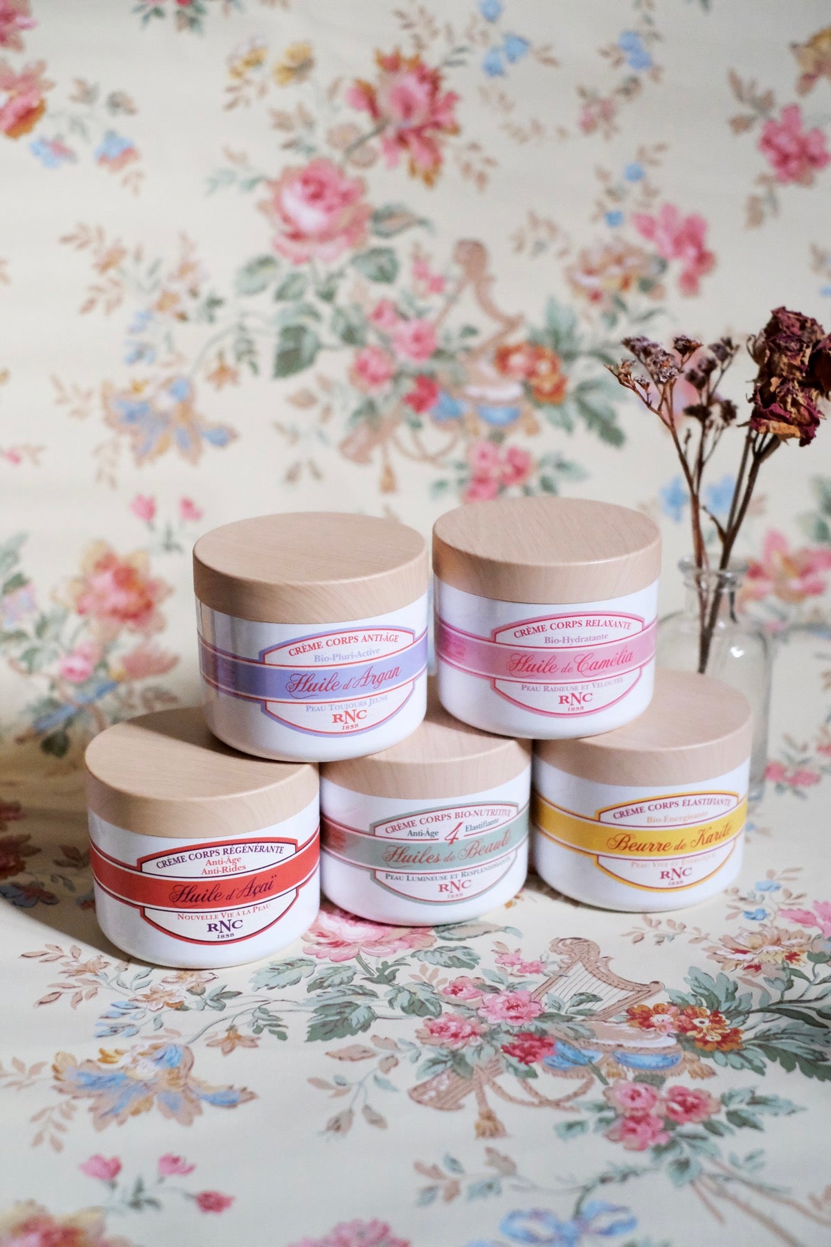 4 Huiles de Beauté Crema corpo nutriente