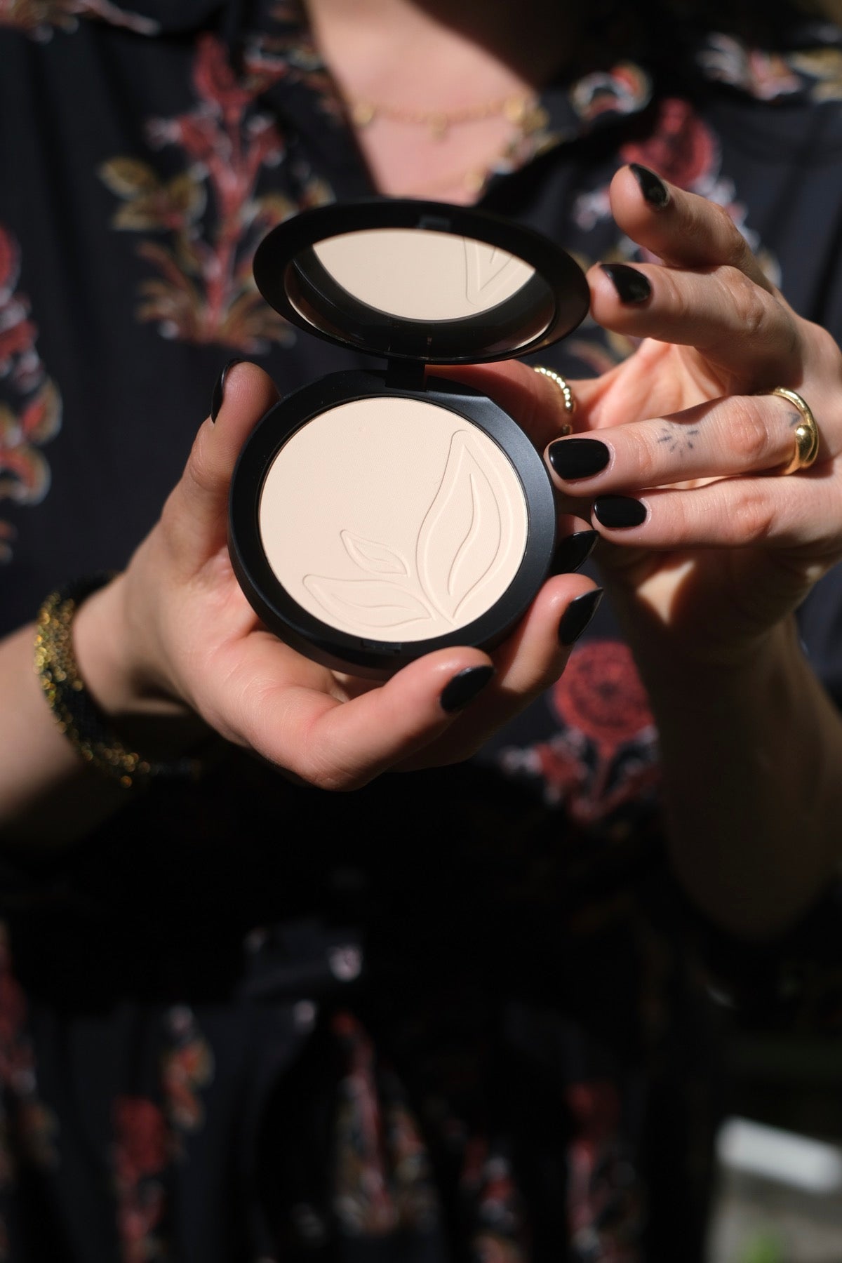INDISSOLUBLE COMPACT POWDER CIPRIA OPACIZZANTE IN 6 TONALITÀ