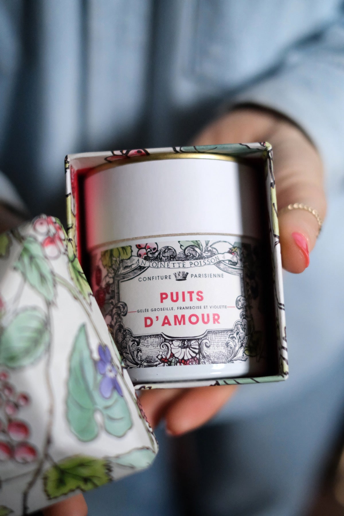 Coffret Puits d'Amour x À Paris chez Antoinette Poisson