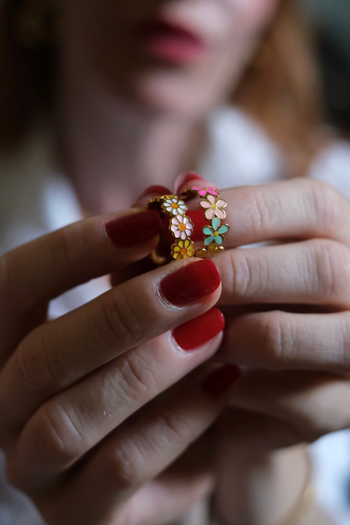 Anello Woodstock margherite bianche e gialle