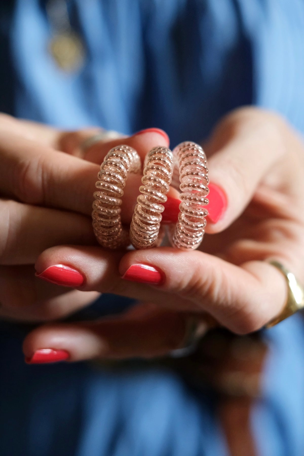 Invisibobble ORIGINAL bronze and beads