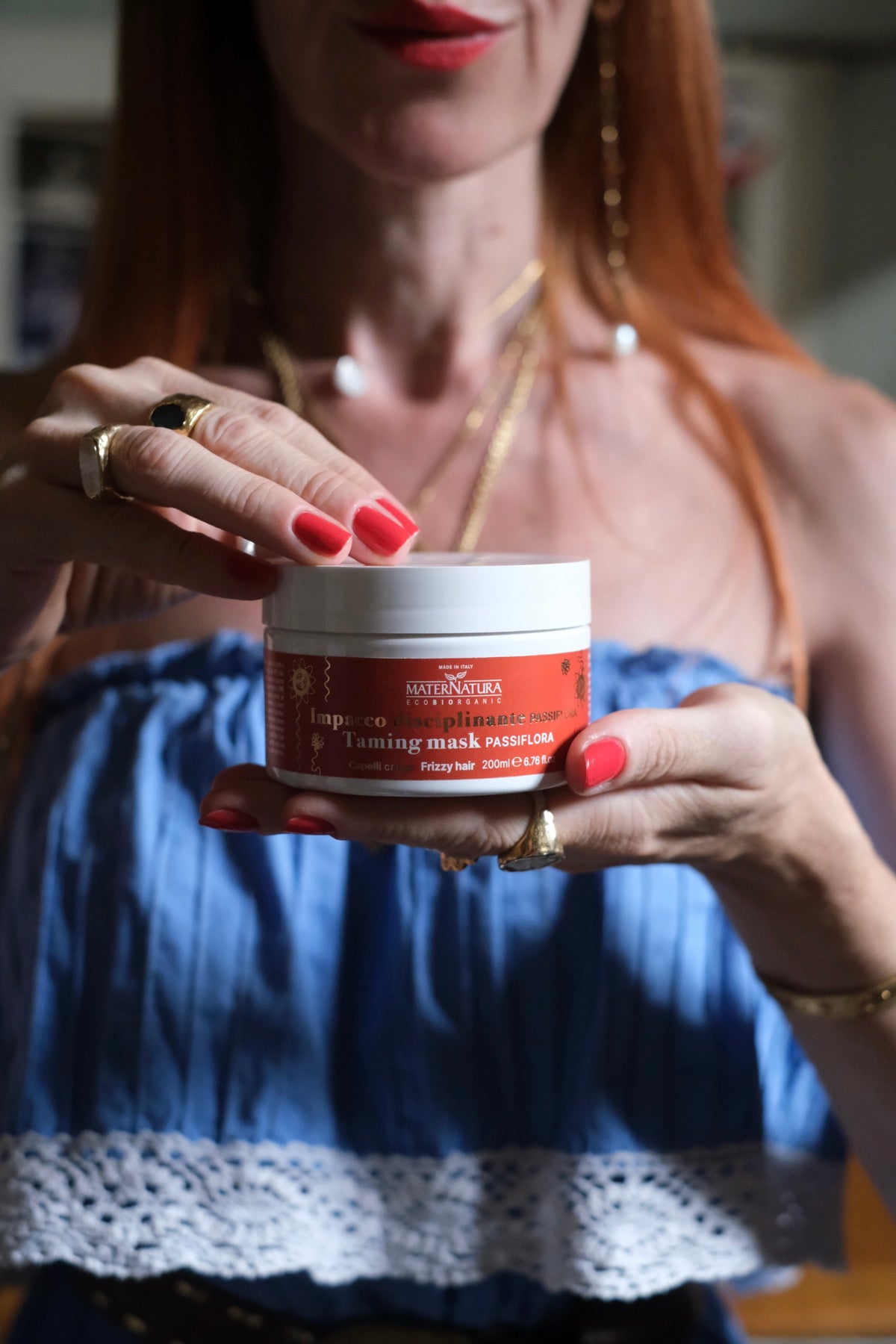 Impacco disciplinante capelli crespi alla Passiflora
