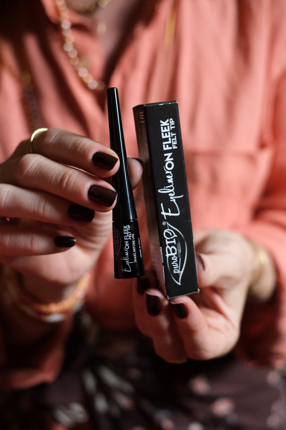 Eyeliner on fleek felt tip