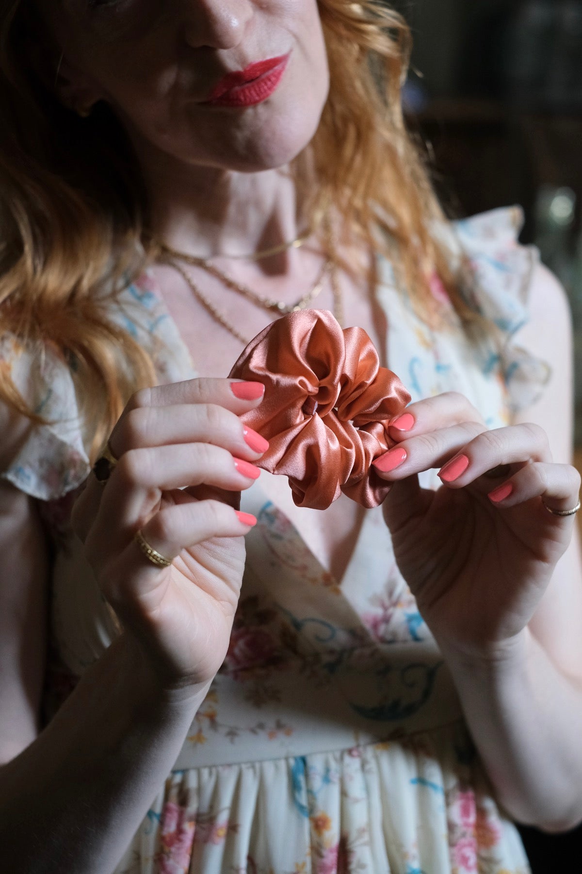 Elastico in seta scrunchie medio color tramonto