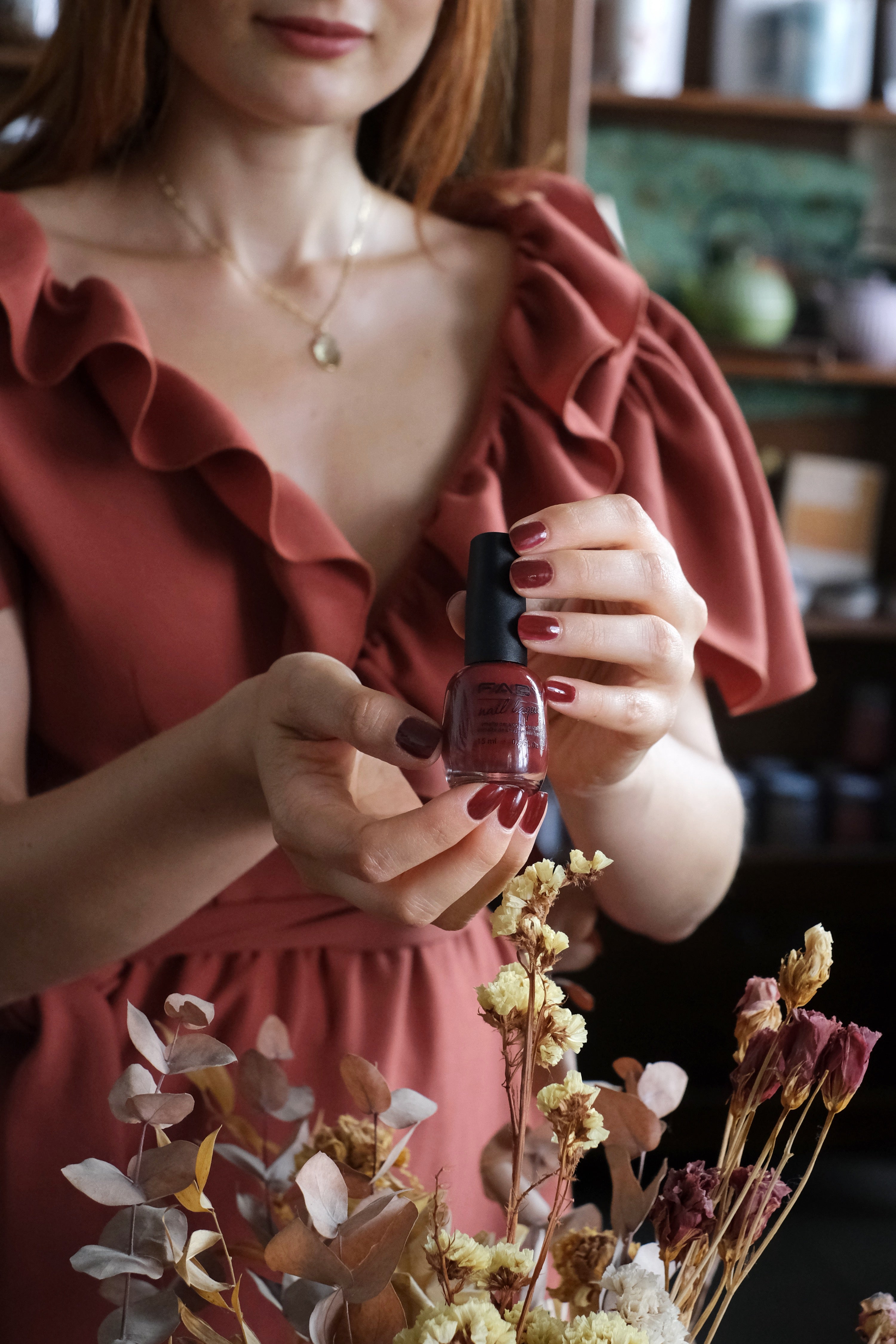 The three laws of nails