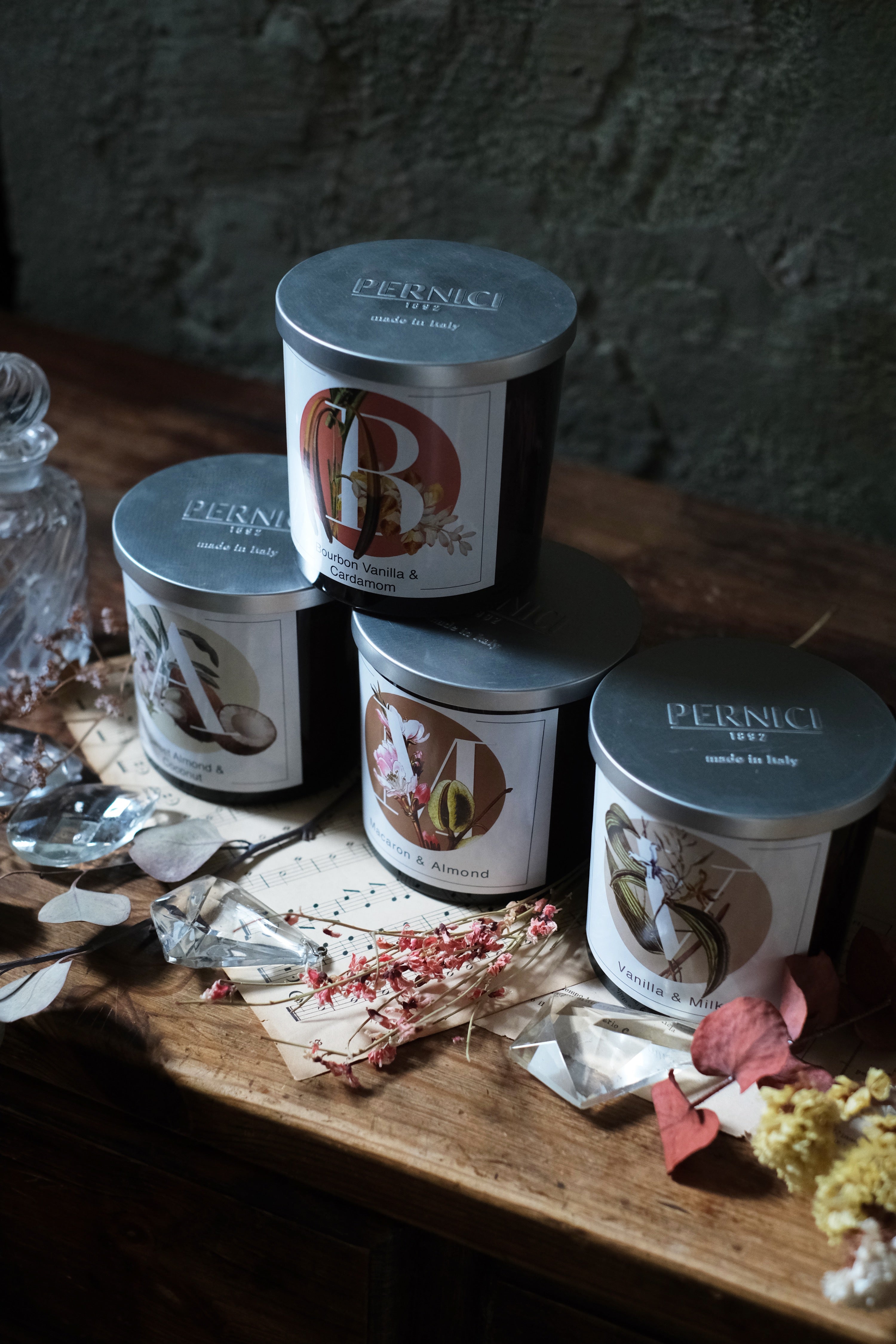 Candela Bourbon Vanilla & Cardamom