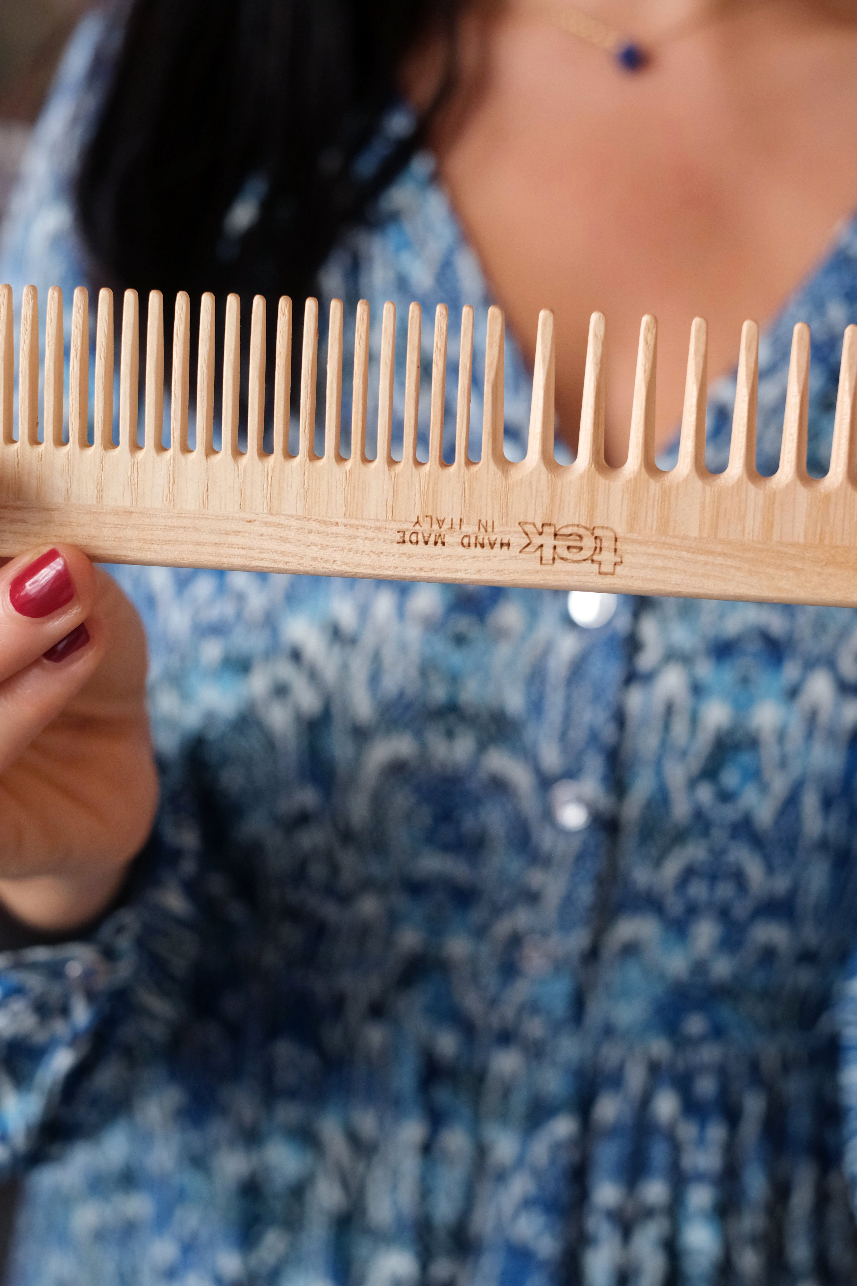 Pettine grande a denti radi e fitti