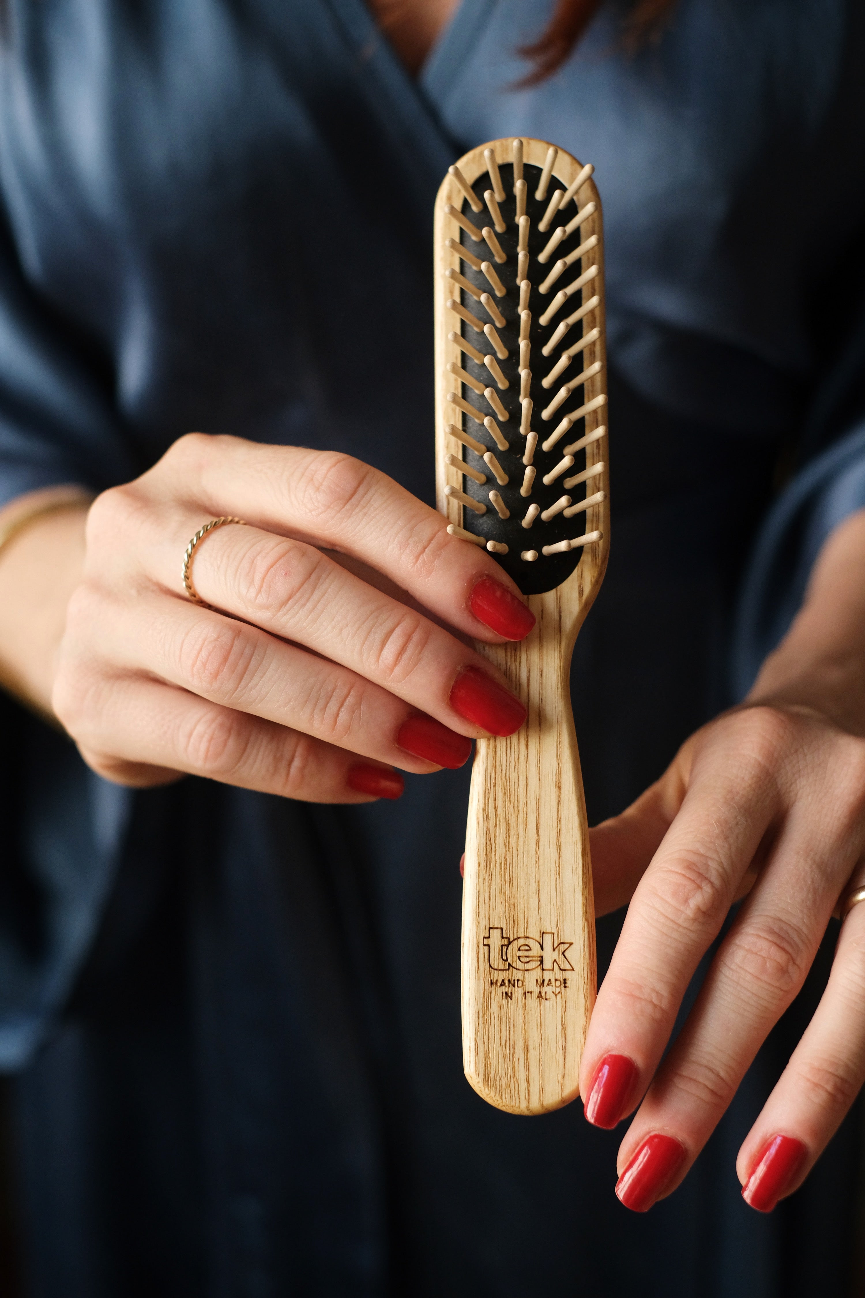 Spazzola rettangolare Stretta con dente Corto