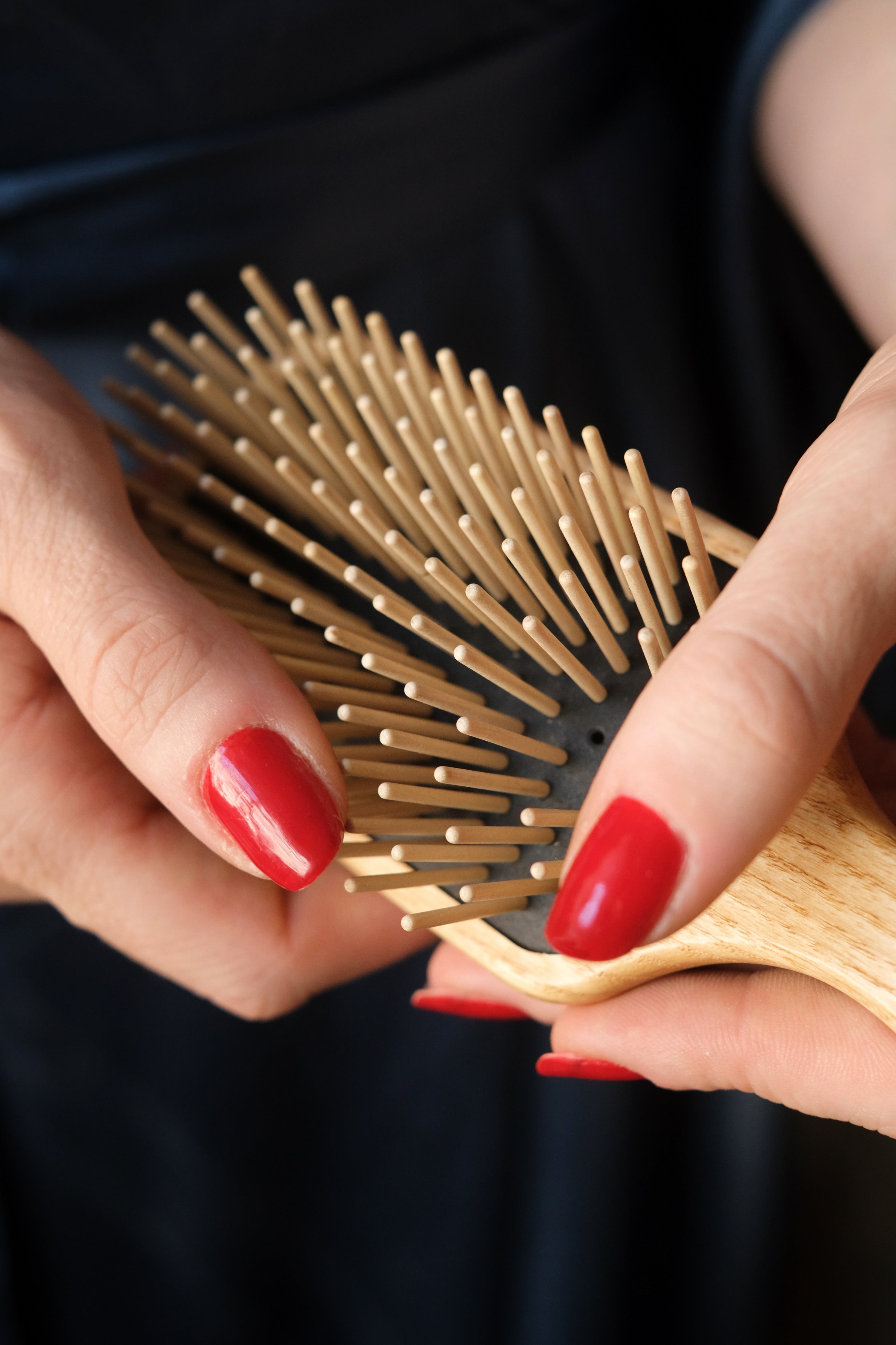 Spazzola Rettangolare grande con dente lungo