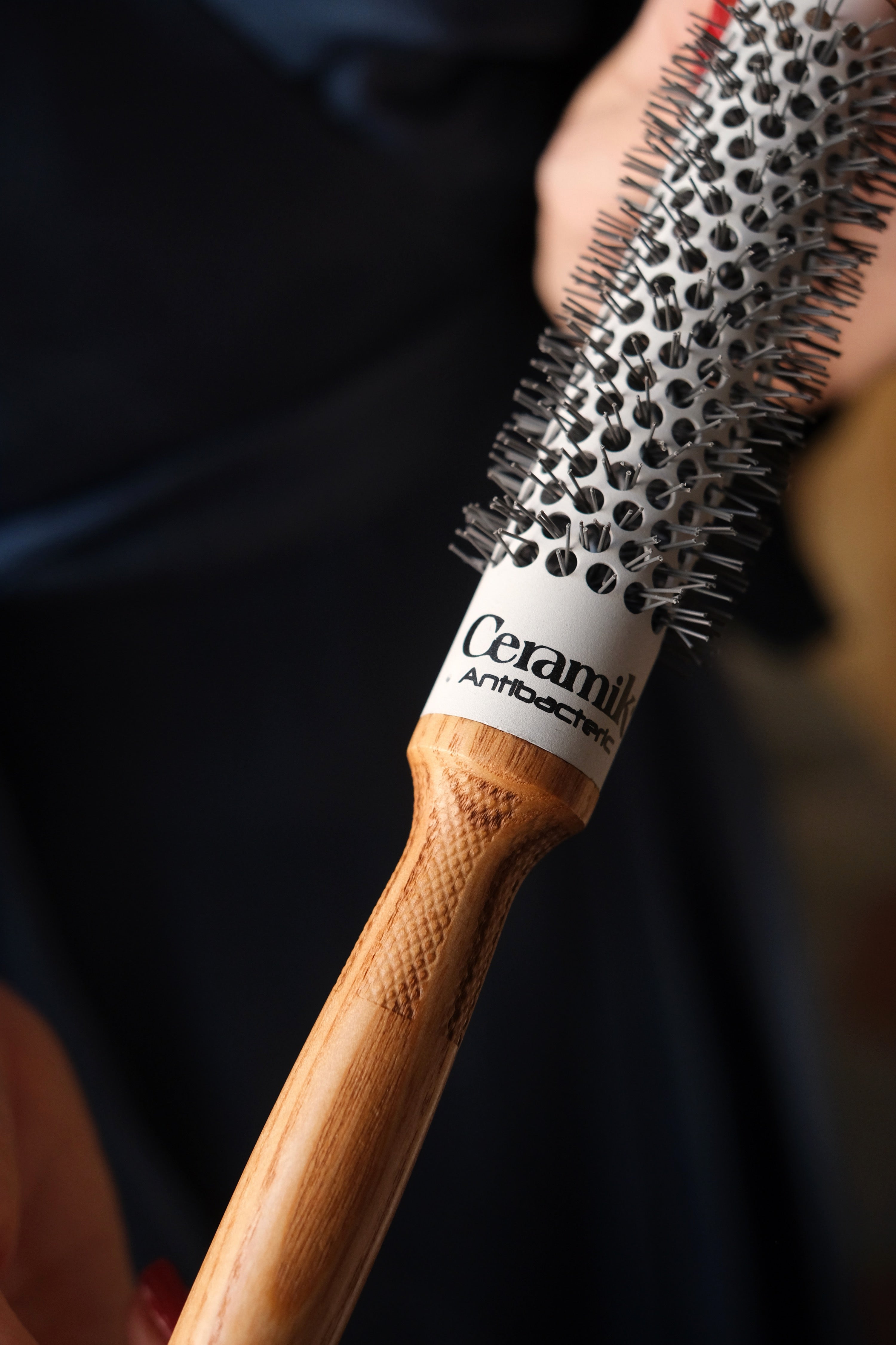 Spazzola professionale in ceramica diametro 24mm